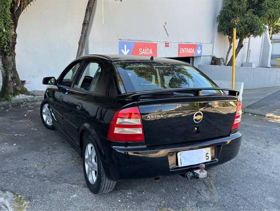 CHEVROLET ASTRA 2.0 MPFI ADVANTAGE 8V FLEX 4P MANUAL CHEVROLET ASTRA 2.0 MPFI ADVANTAGE 8V FLEX 4P MANUAL